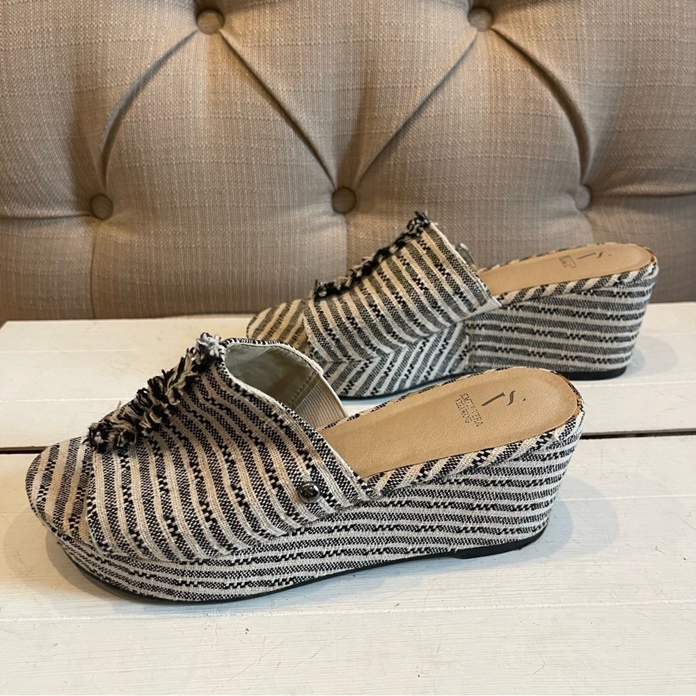 SIMPLY VERA VERA WANG Women’s 6. Slip on Sandals Wedge Blue and white - Picture 4 of 11